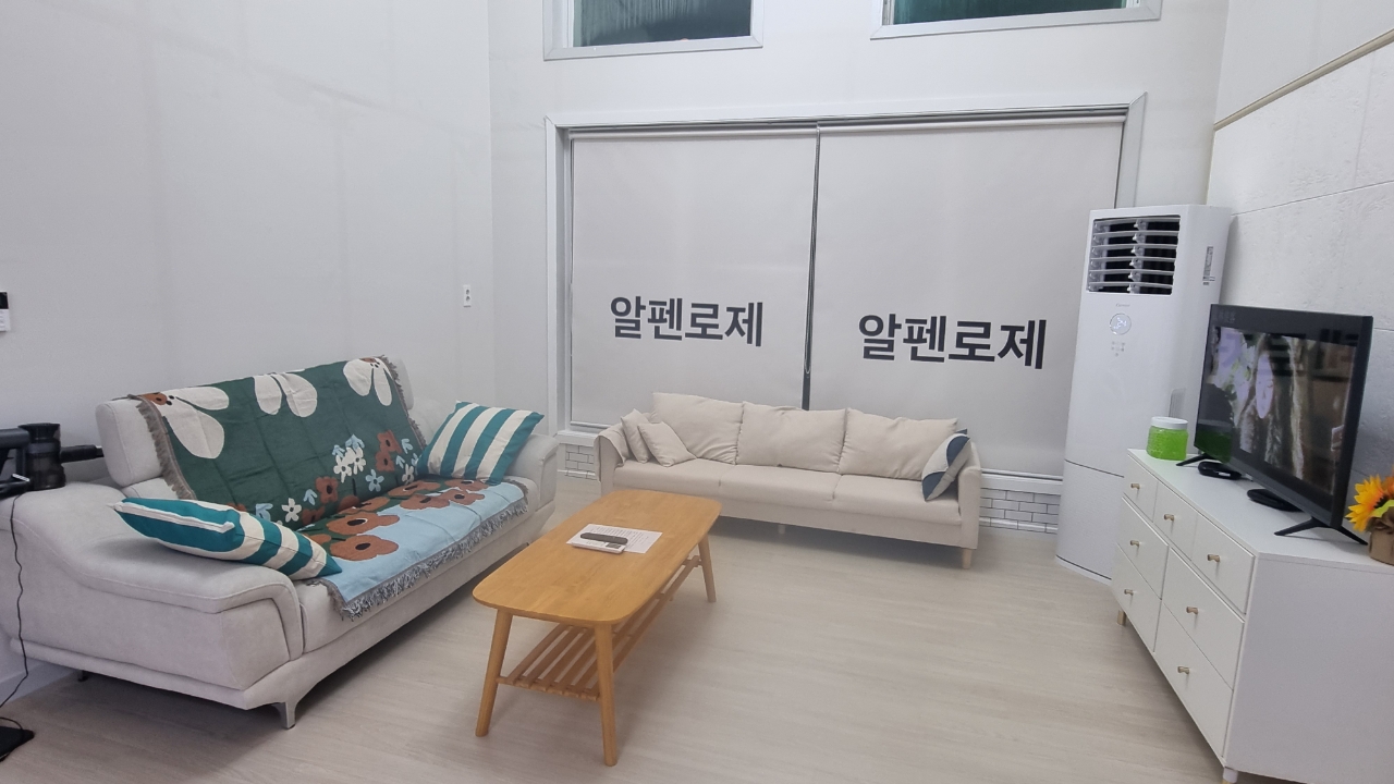 105동 [2룸 복층] 객실 사진 1
